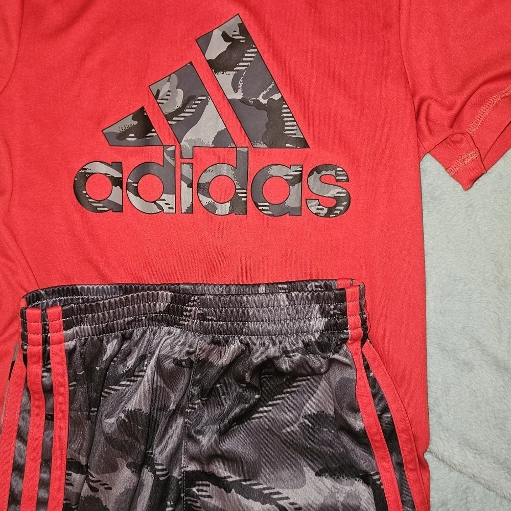 Adidas Red Tee and Patterned Gray Shorts